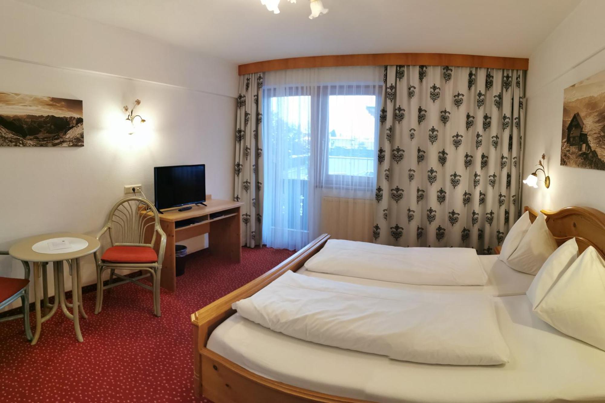 Hotel Landhaus Zillertal Фюген Экстерьер фото